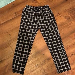 Cute black and white plaid pants
